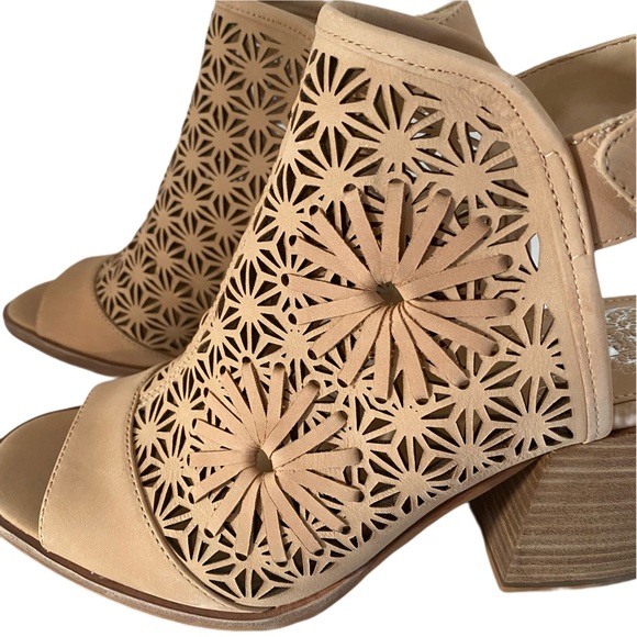 Vince Camuto KALISON Leather Sandal Size 8M - Picture 7 of 12